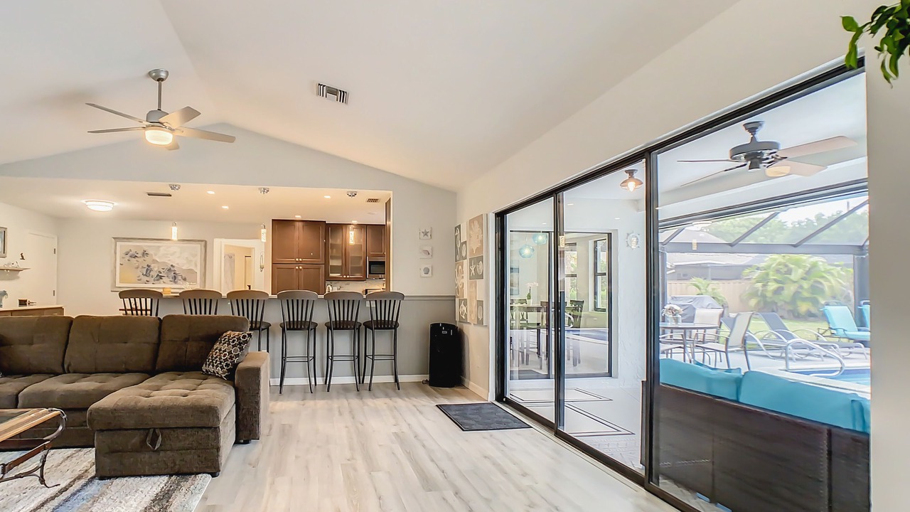 Photo of Livingroom in Kings Lake