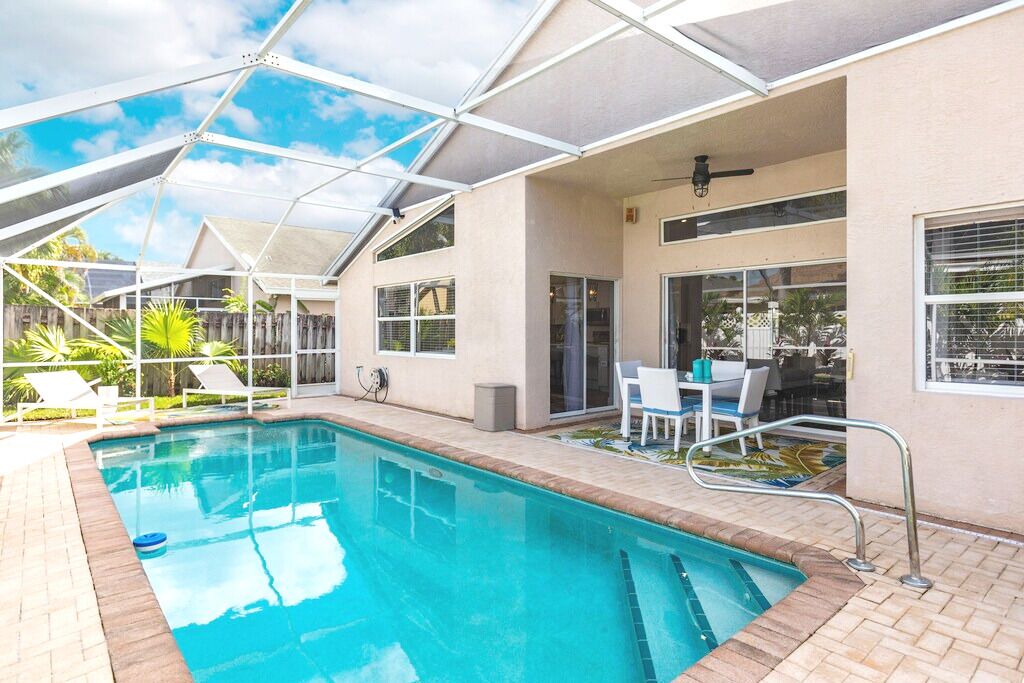 Photo of Outdoor in North Palm Beach Heights