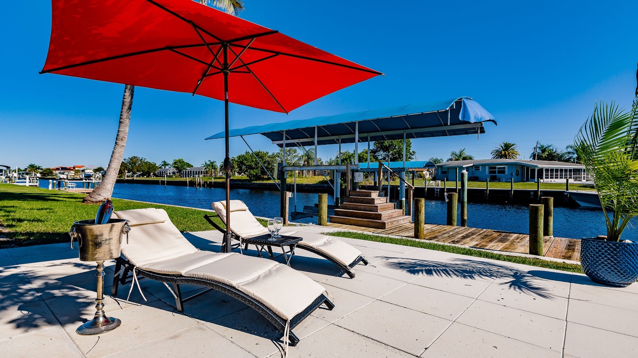 Photo of Patio Balcony in Edgewater