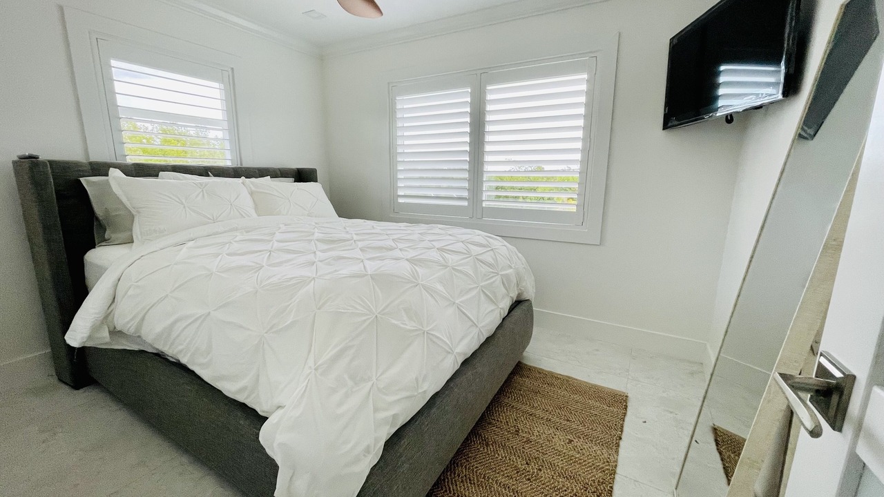 Photo of Bedroom in Big Pine Key