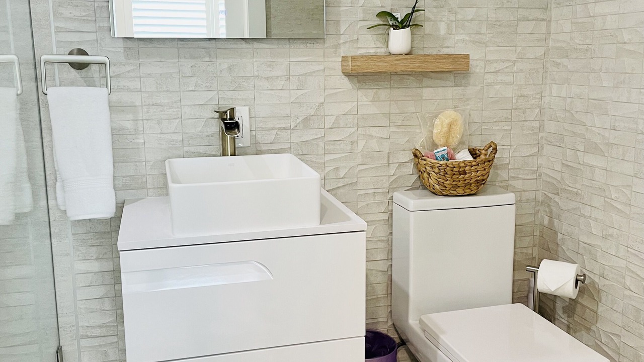 Photo of Bathroom in Big Pine Key