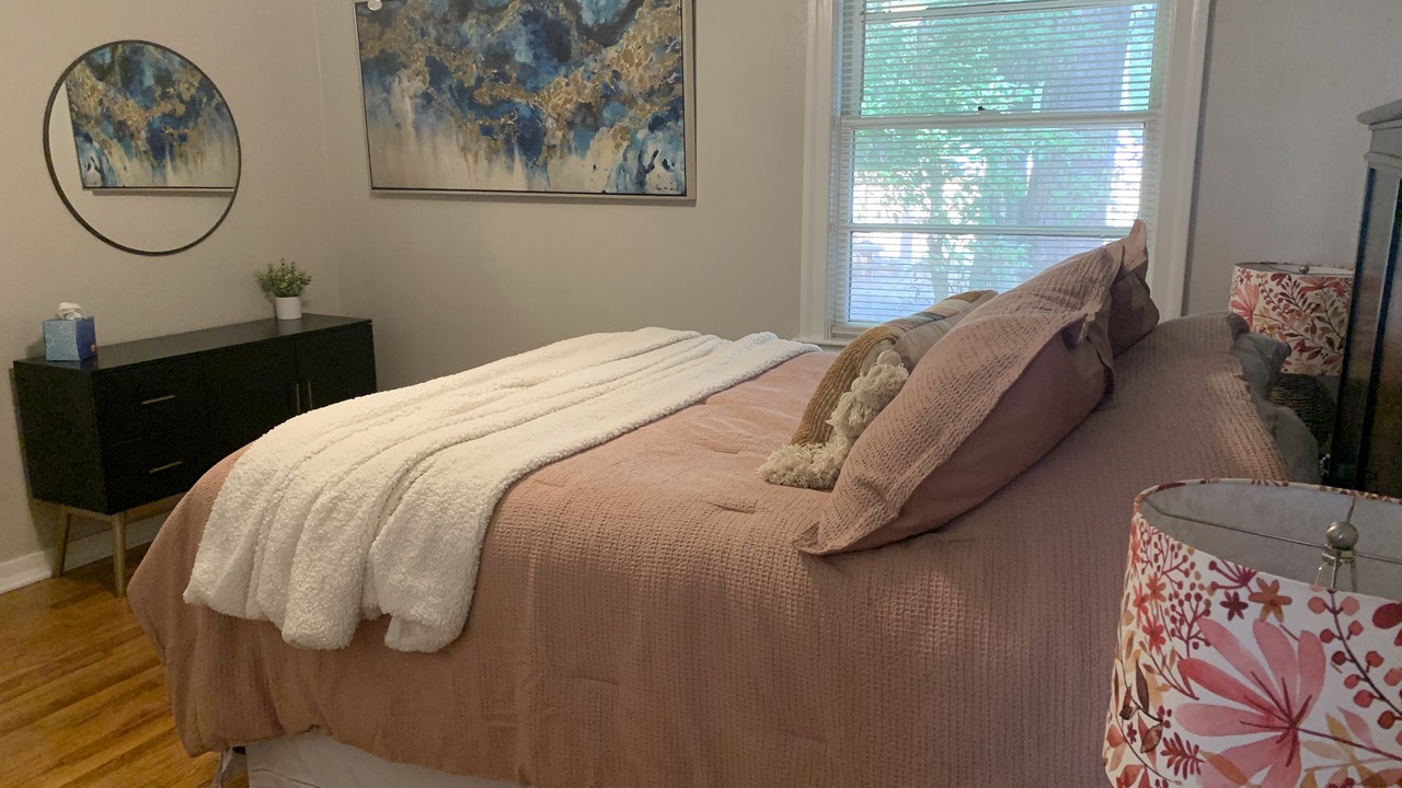 Photo of Bedroom in Avondale