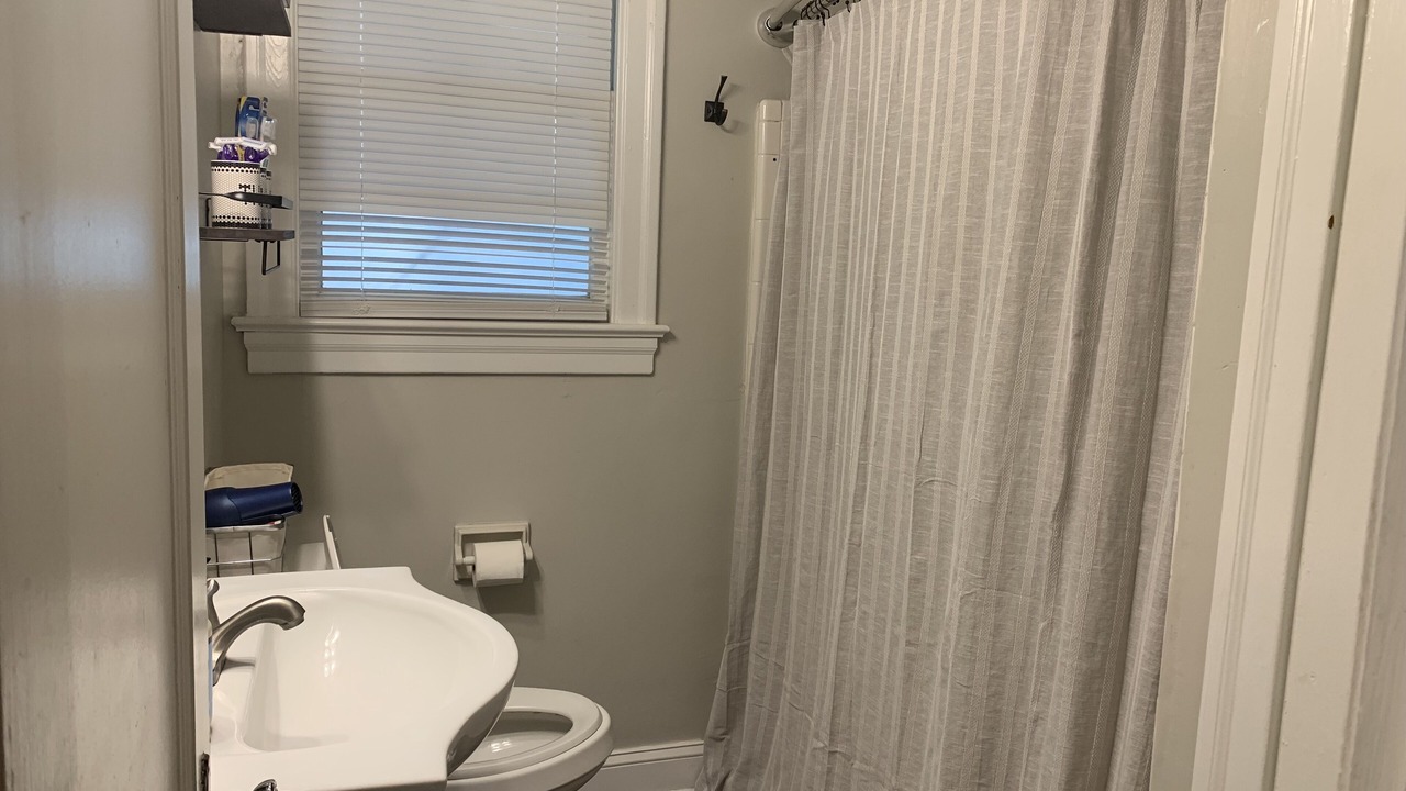 Photo of Bathroom in Avondale