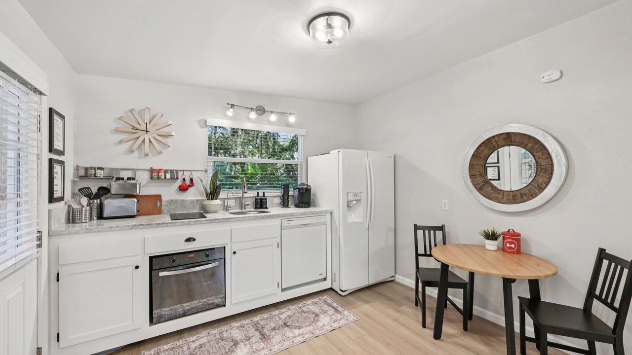 Photo of Kitchen in Mandarin