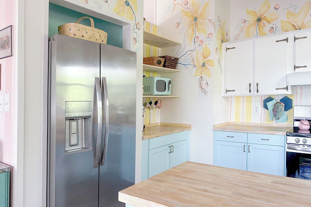 Photo of Kitchen in Weeki Wachee Gardens