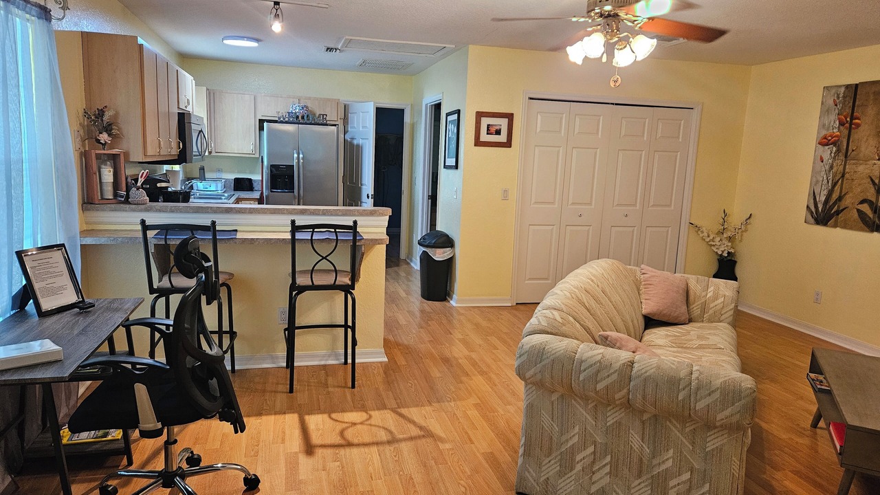 Photo of Livingroom in Summerfield
