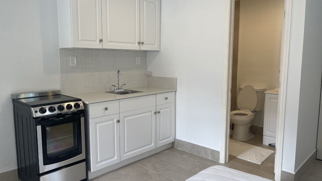 Photo of Bedroom in Ludlam
