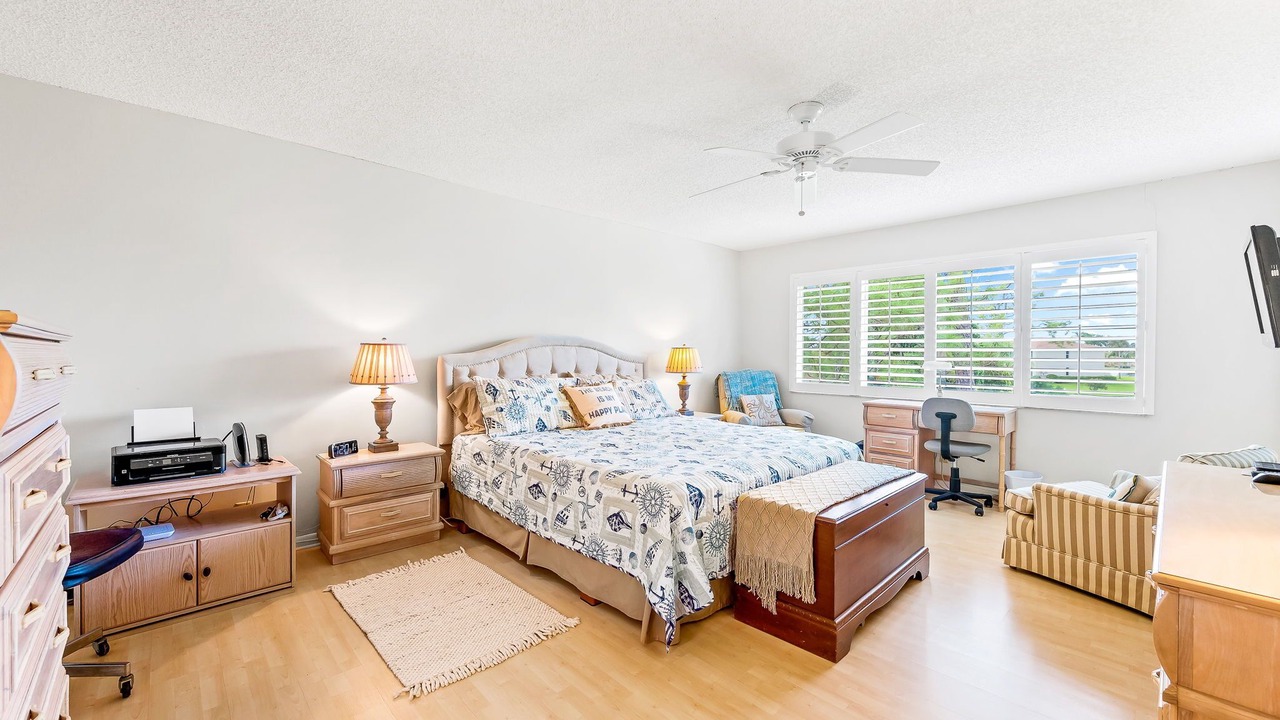 Photo of Bedroom in East Naples