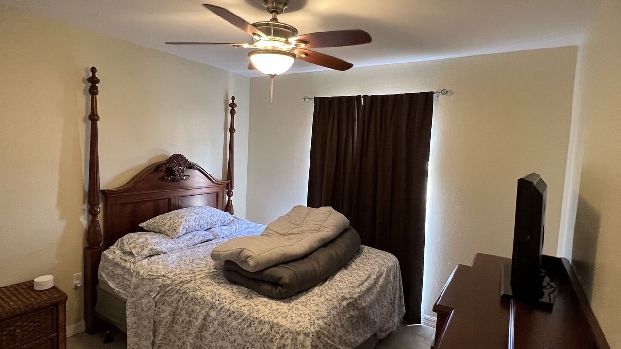 Photo of Bedroom in Lake Wales