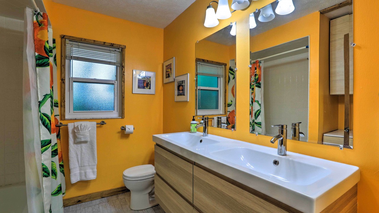 Photo of Bathroom in Crooked Lake