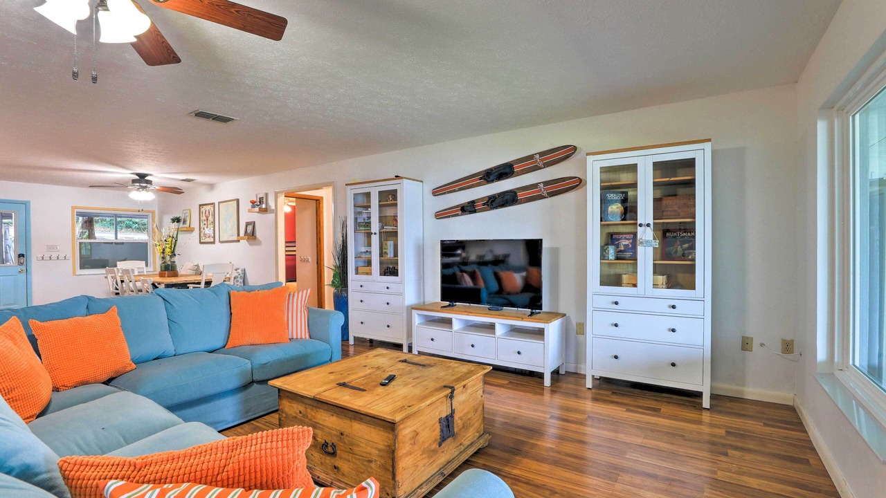 Photo of Bedroom in Crooked Lake