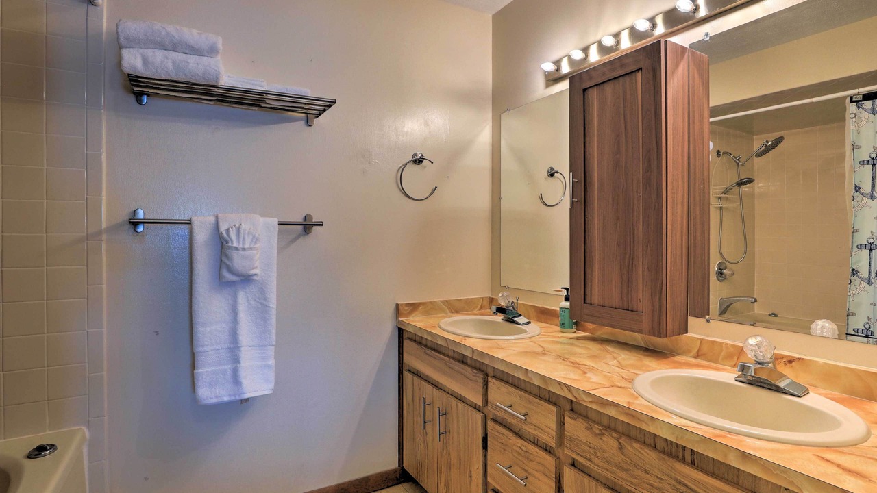 Photo of Bathroom in Crooked Lake