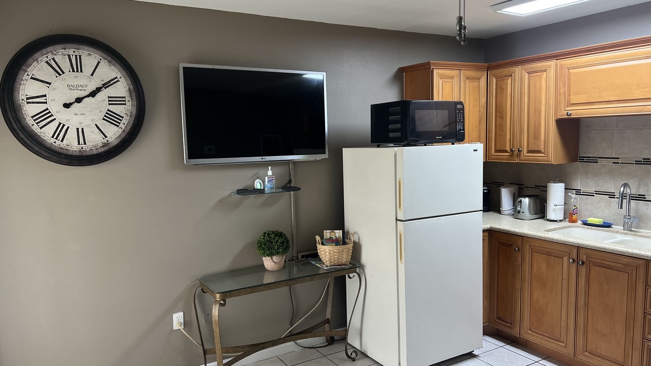 Photo of Kitchen in Warm Mineral Springs