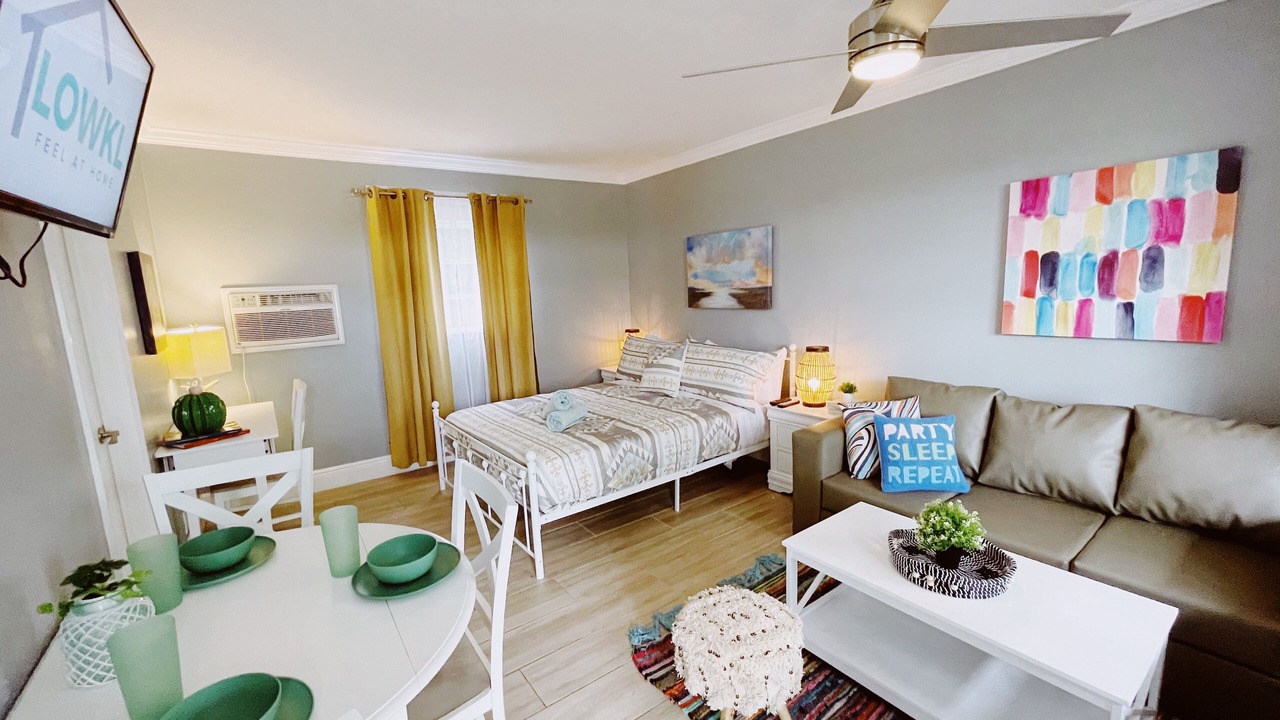 Photo of Bedroom in Pompano Beach