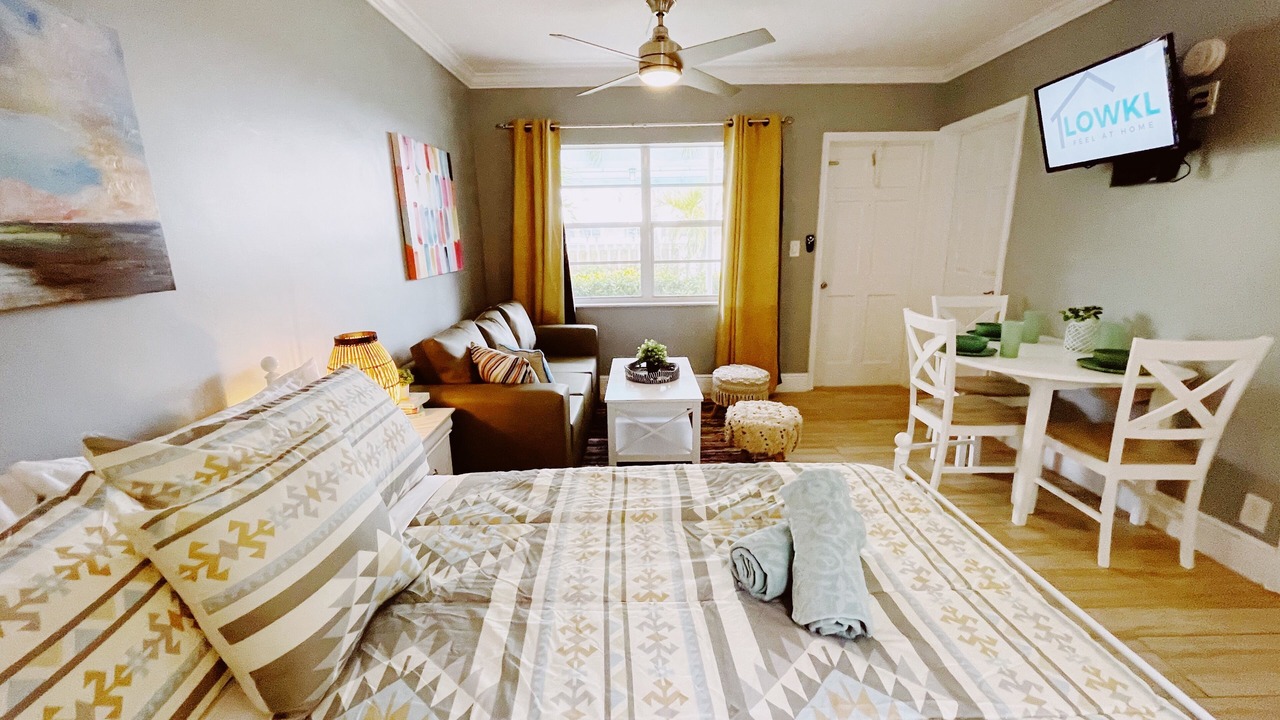 Photo of Bedroom in Pompano Beach