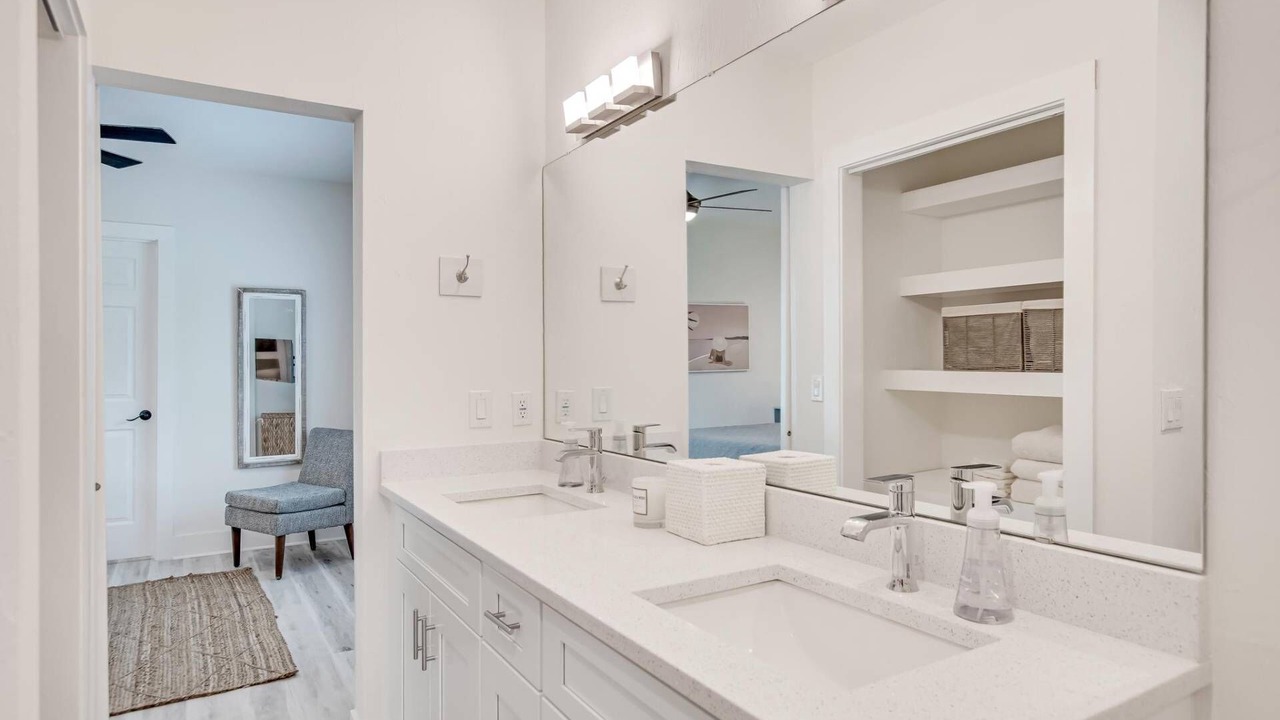 Photo of Bathroom in Palm Harbor