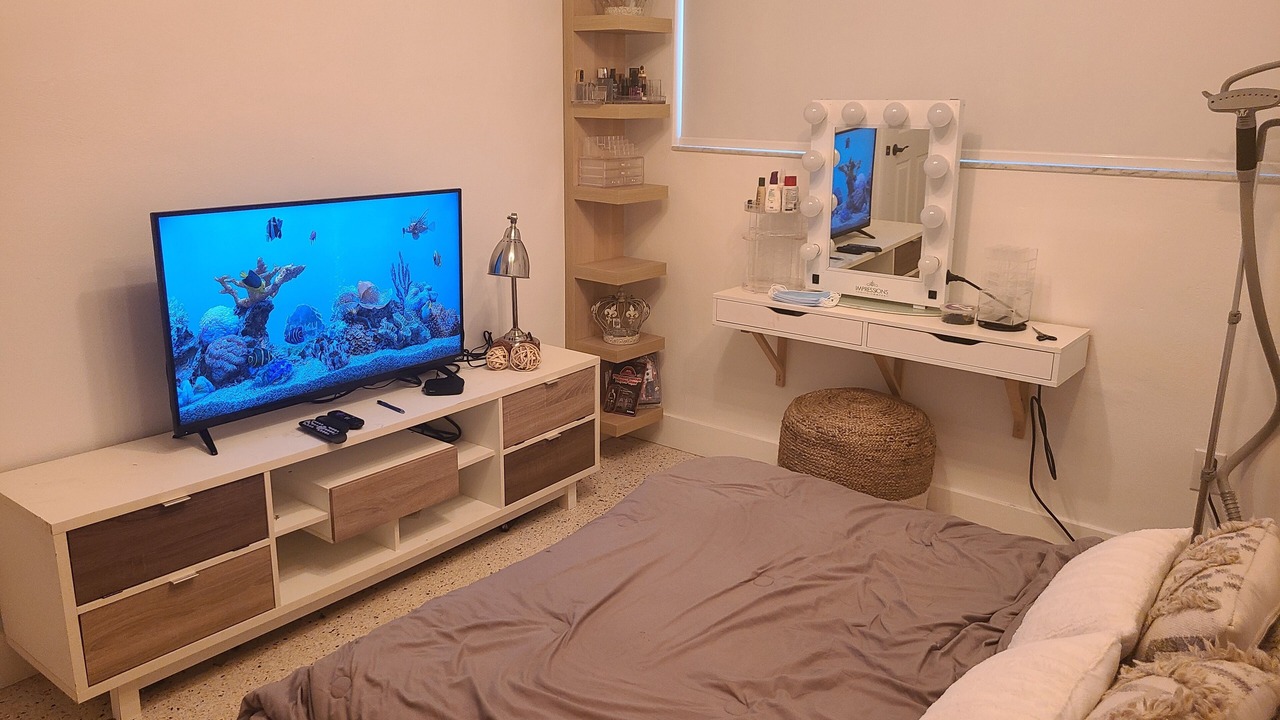 Photo of Bedroom in Harbor Village