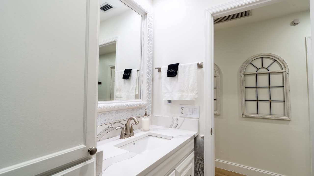 Photo of Bathroom in Naples Park