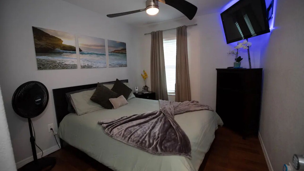 Photo of Bedroom in Tropic