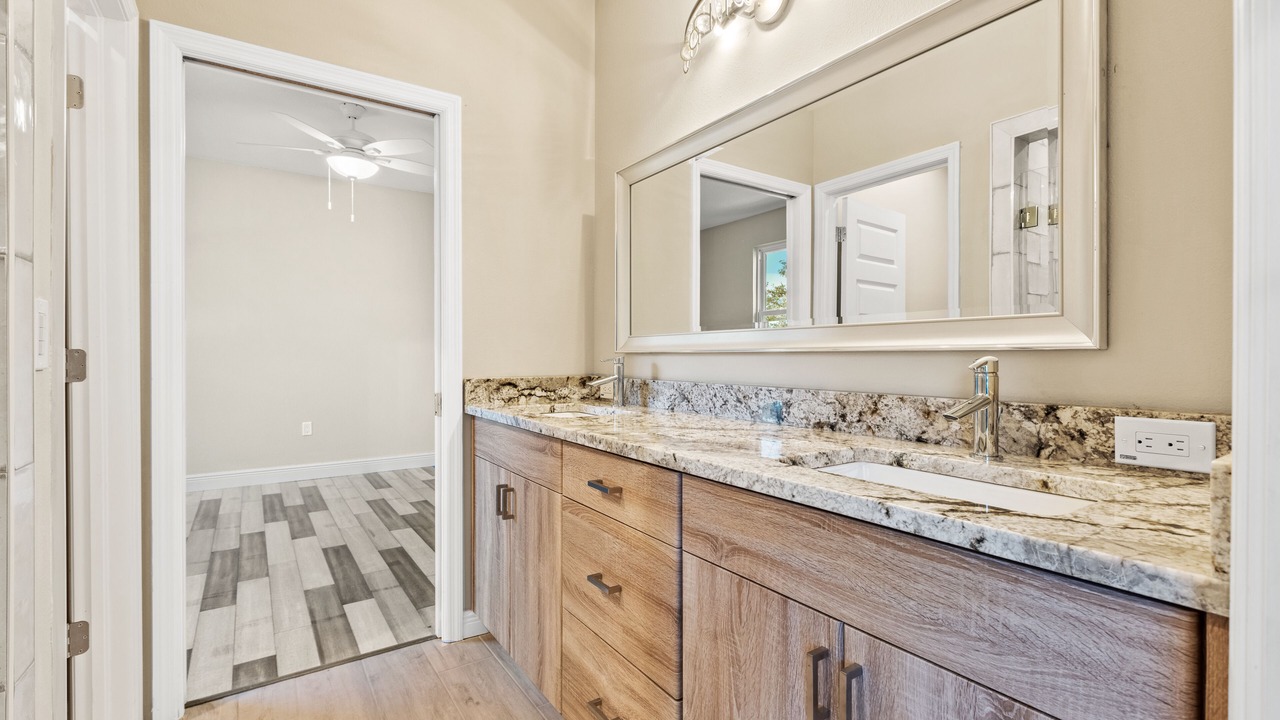 Photo of Bathroom in Largo
