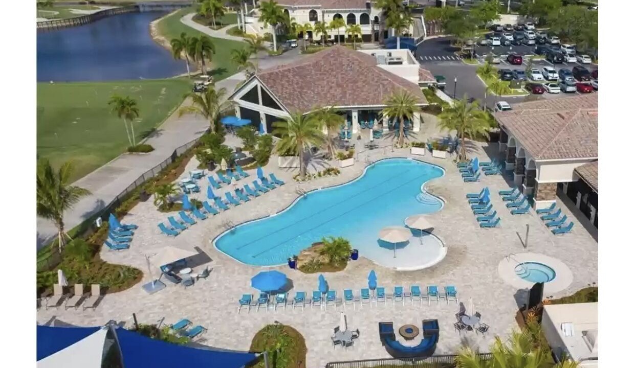 Photo of Outdoor in Naples