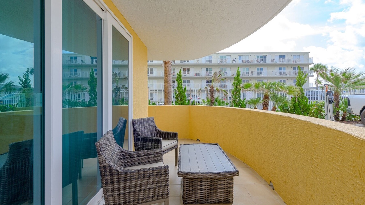 Photo of Patio Balcony in Ocean View Halifax Estates