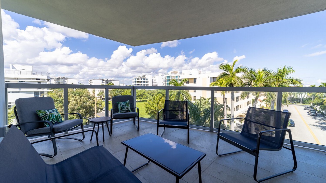 Photo of Outdoor in Bay Harbor Islands