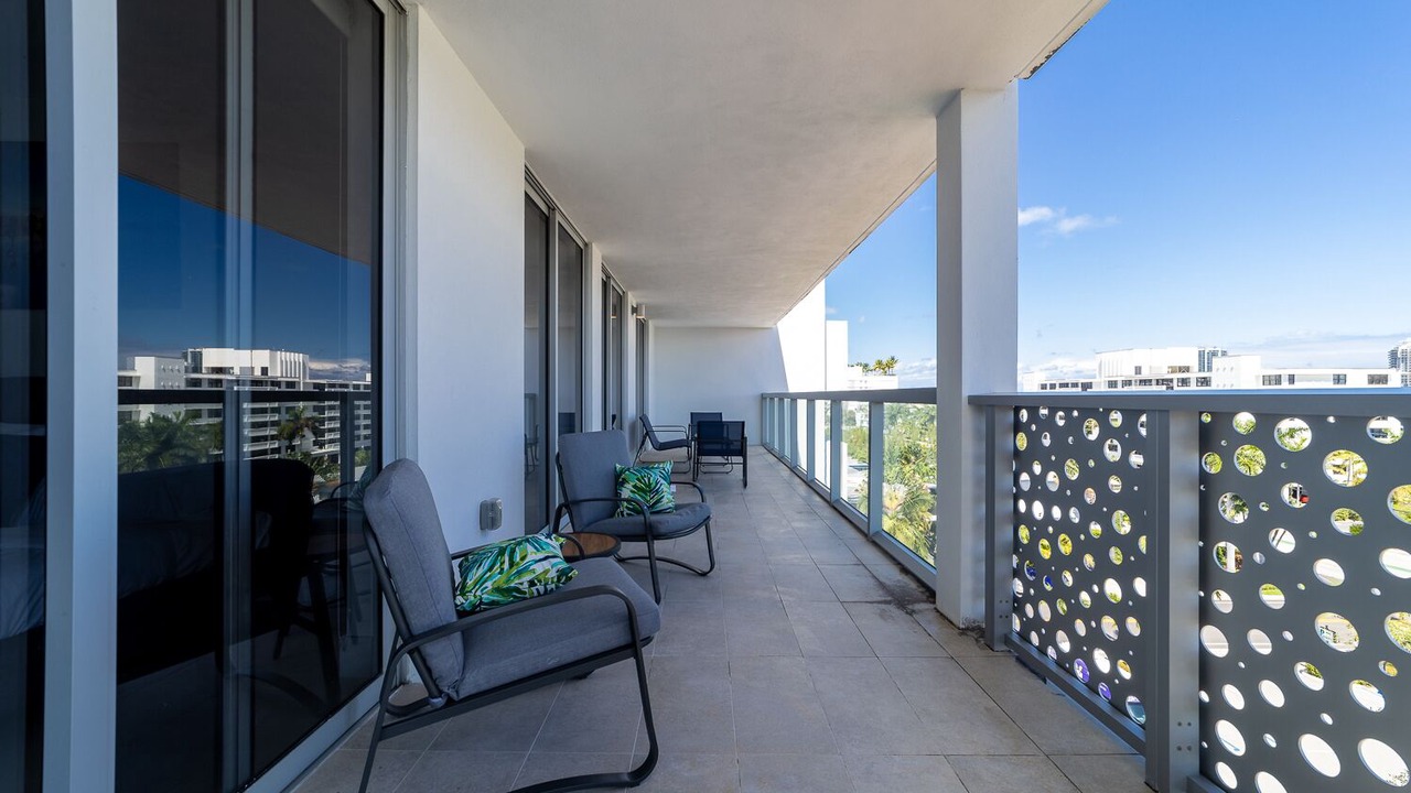 Photo of Patio Balcony in Bay Harbor Islands