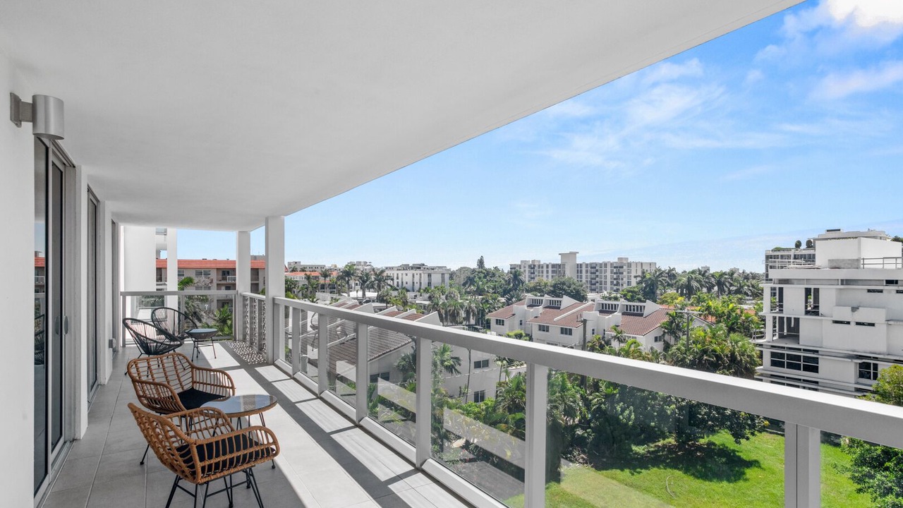 Photo of Outdoor in Bay Harbor Islands
