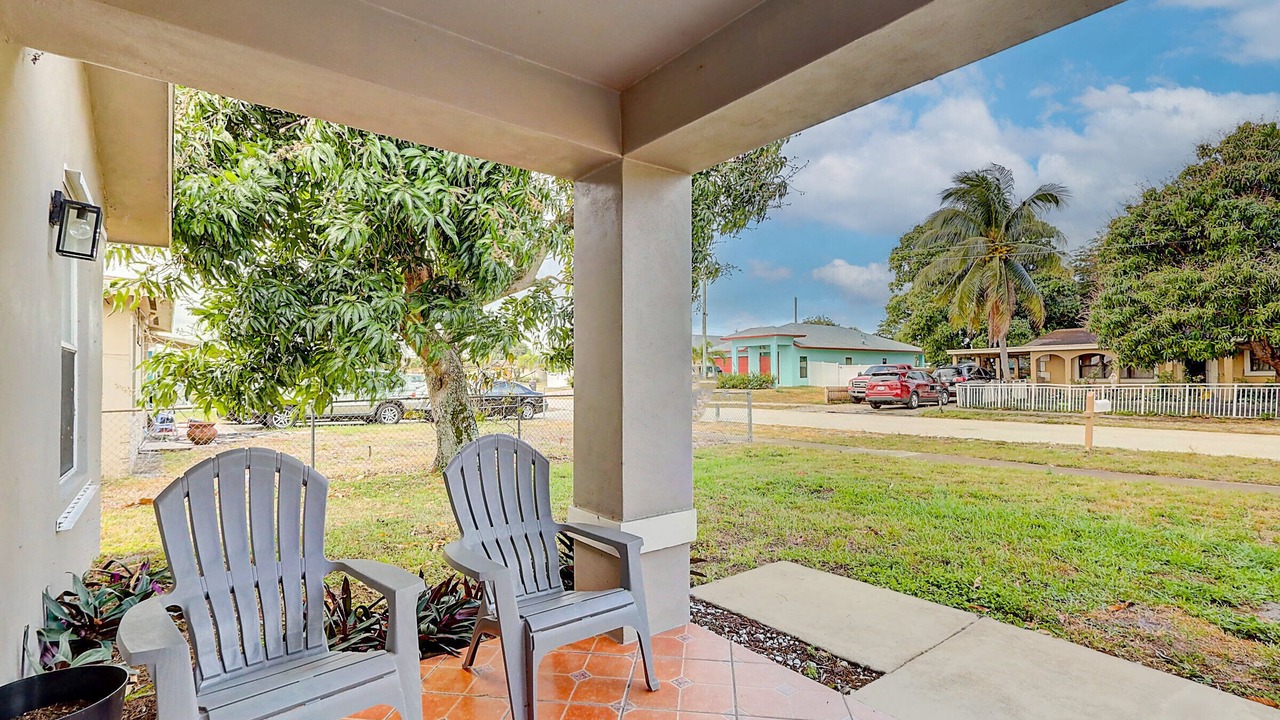 Photo of Patio Balcony in Lake Worth