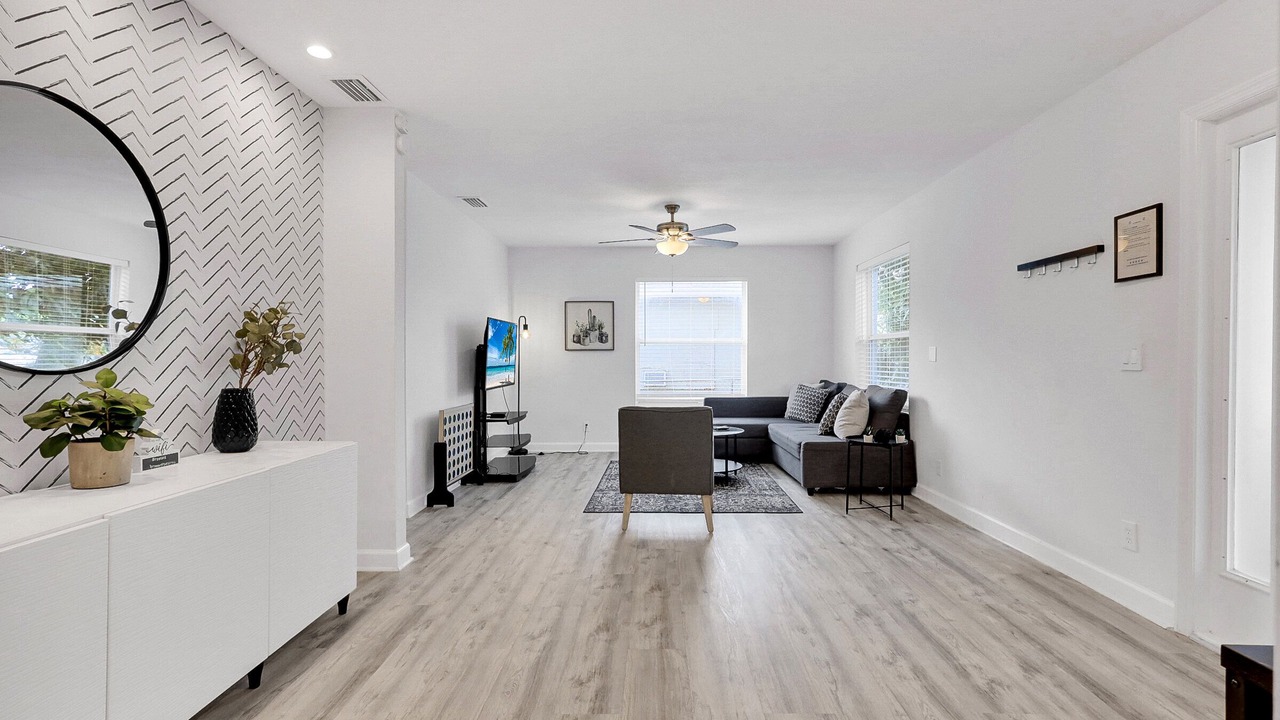 Photo of Livingroom in Lake Worth