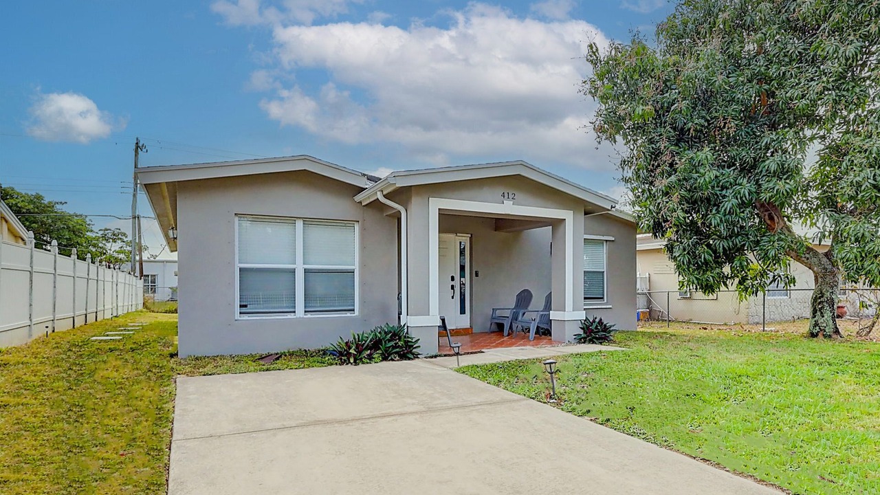 Photo of Outdoor in Lake Worth