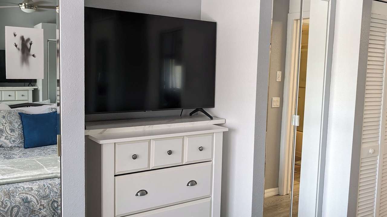 Photo of Bedroom in Paradise Lakes
