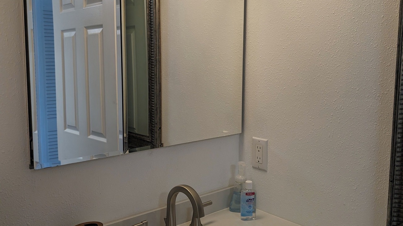 Photo of Bathroom in Paradise Lakes