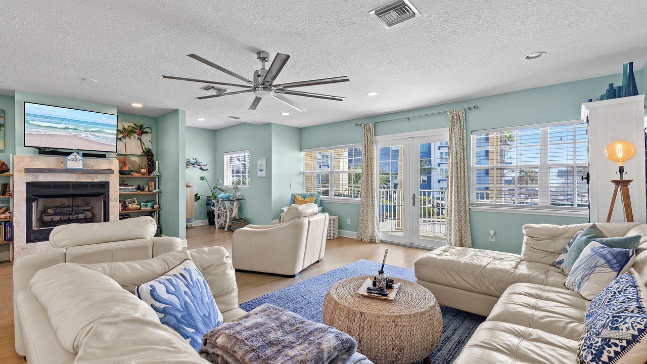 Photo of Livingroom in Horton Shores