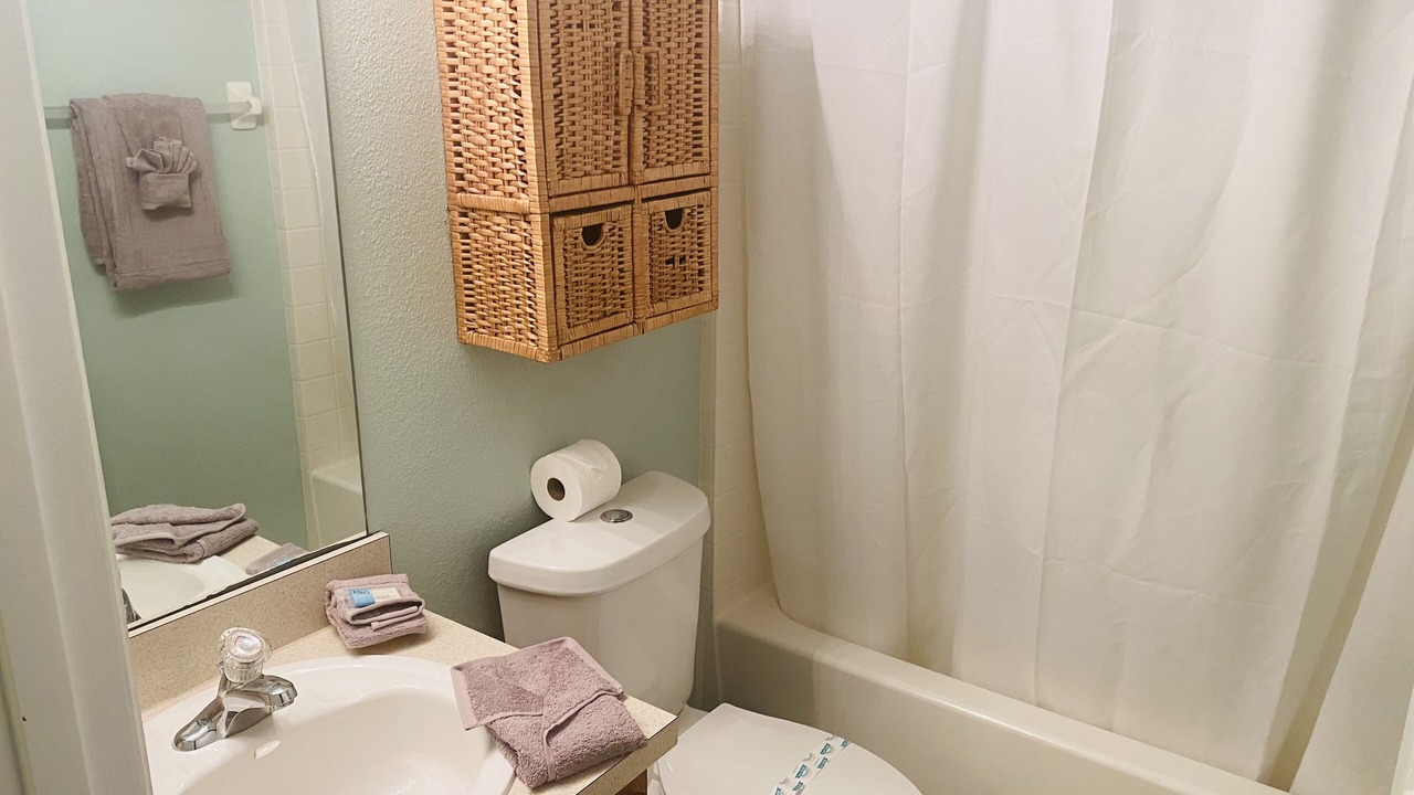 Photo of Bathroom in Sunset Ridge