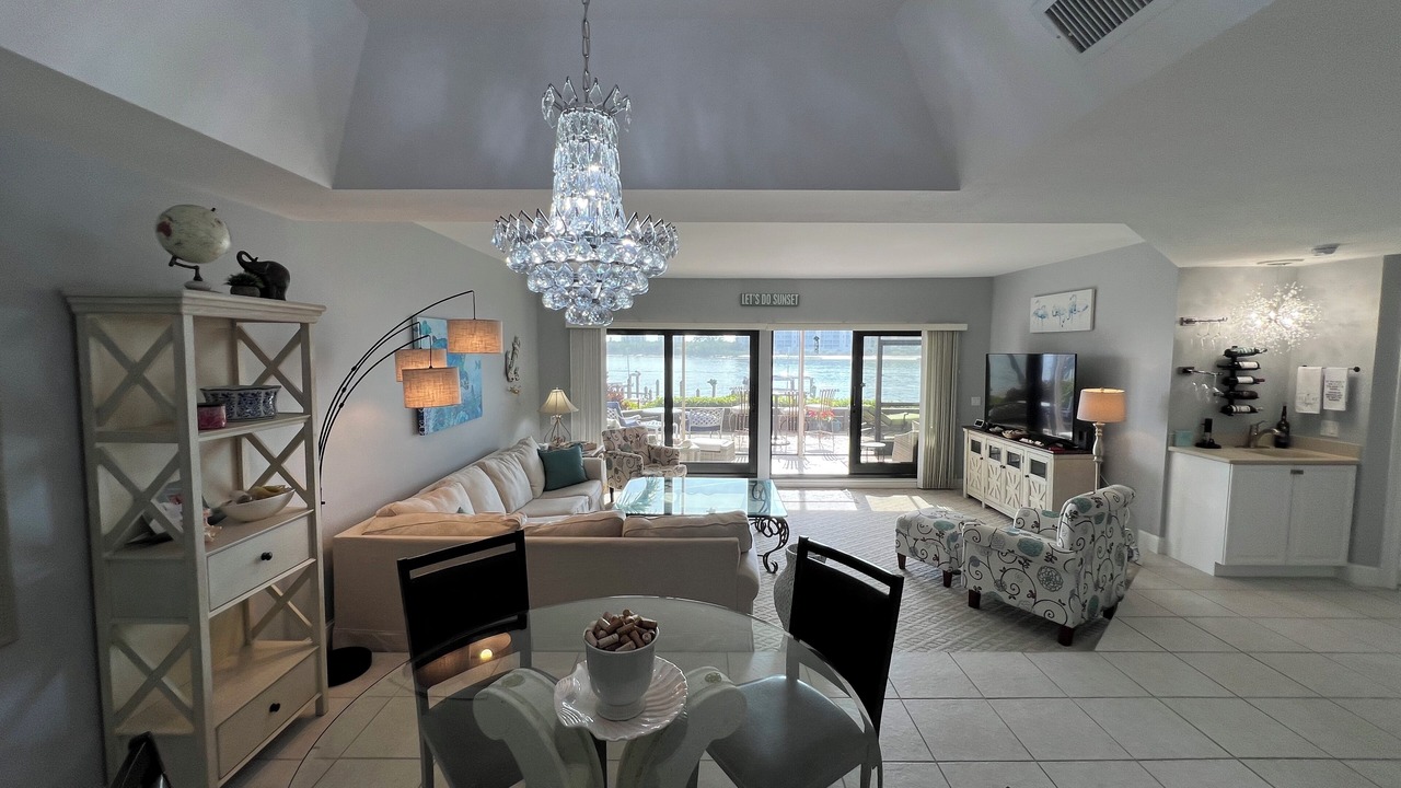 Photo of Bedroom in Isles of Capri