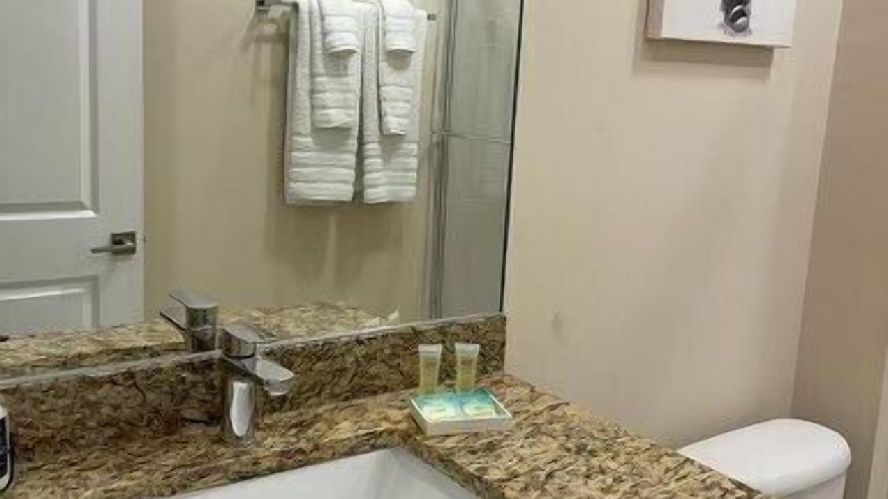 Photo of Bathroom in Lake Buena Vista