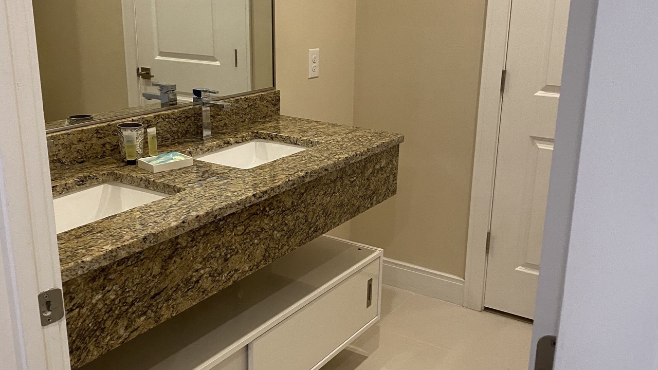 Photo of Bathroom in Lake Buena Vista