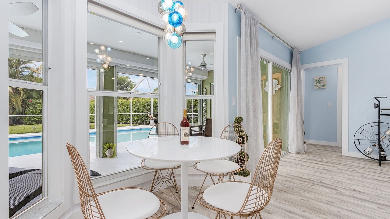 Photo of Outdoor in Crown Pointe