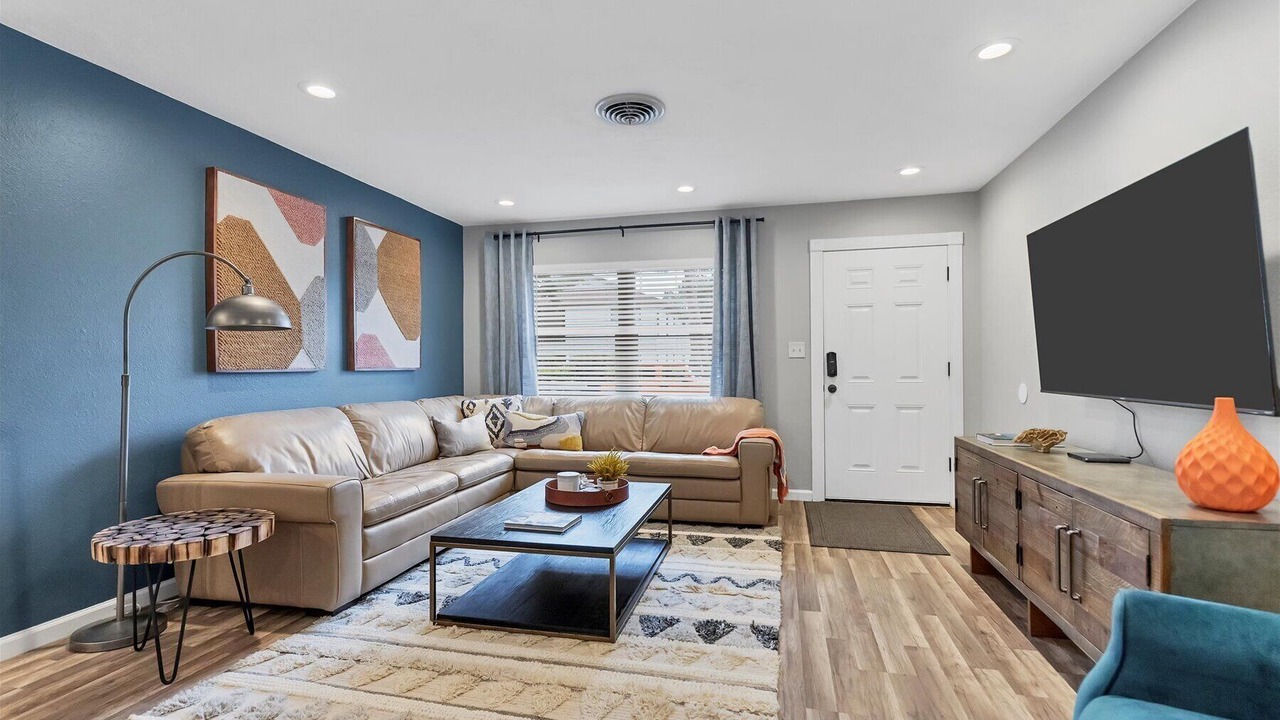 Photo of Livingroom in Ridge Wood Heights