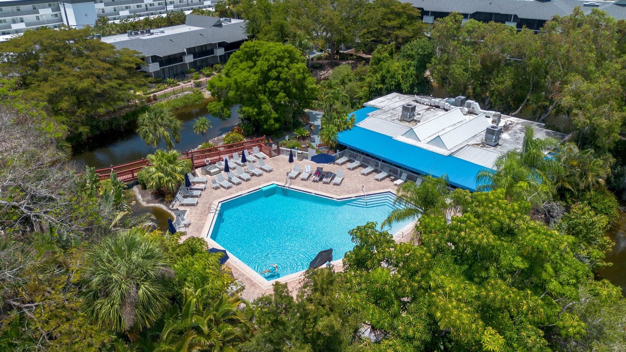 Photo of Outdoor in Park Shore