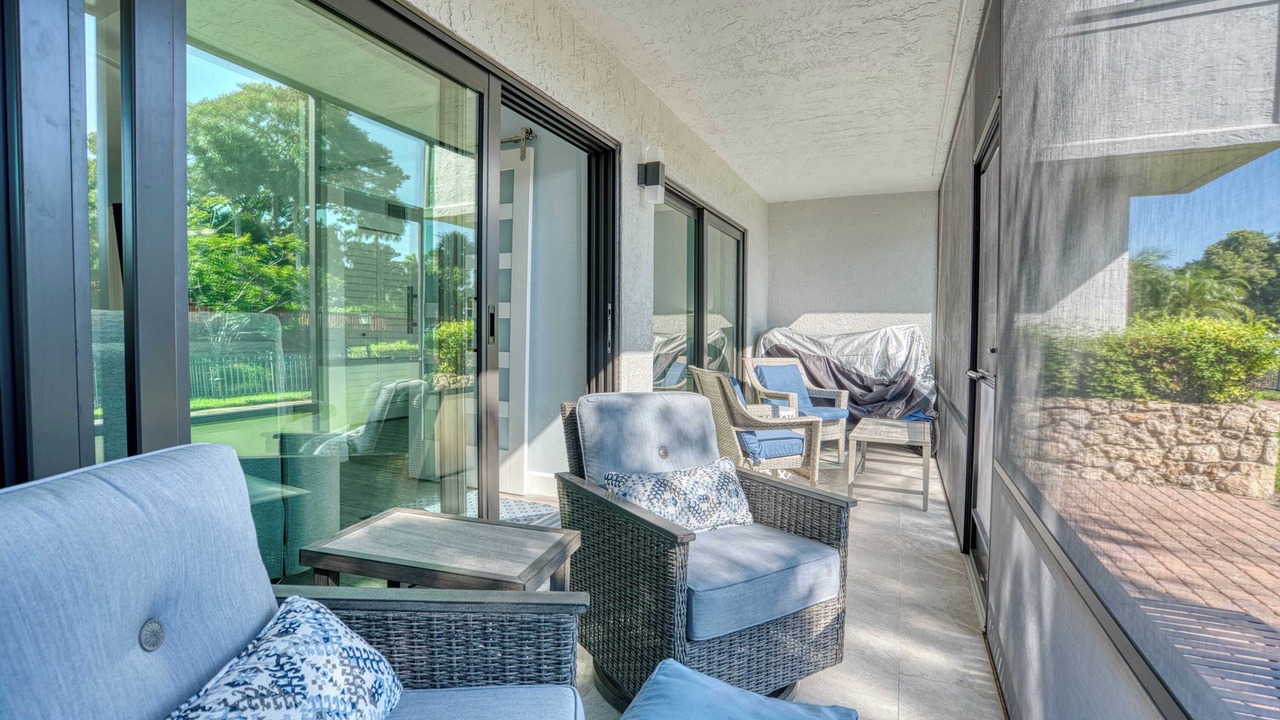 Photo of Patio Balcony in Park Shore