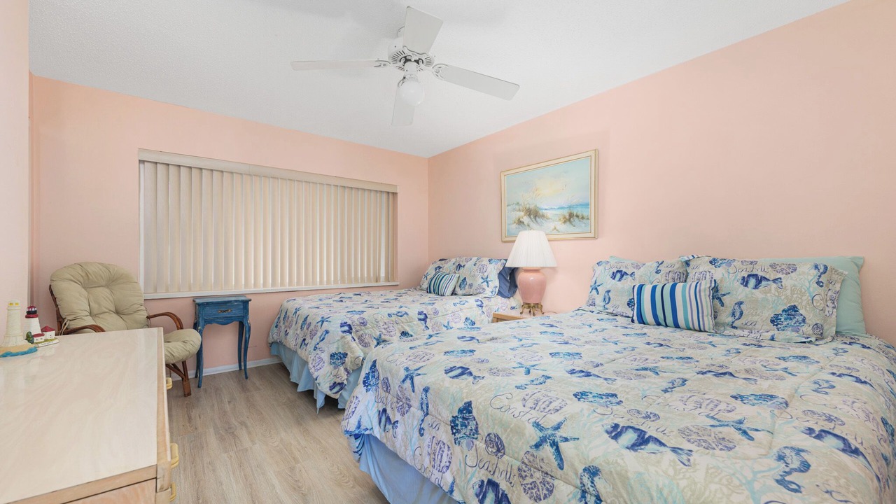 Photo of Bedroom in Crescent Beach