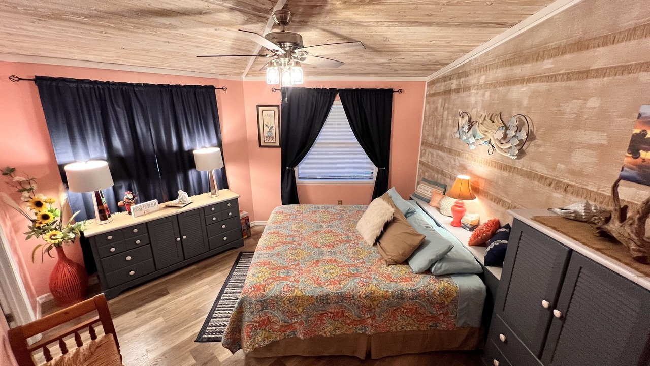 Photo of Bedroom in Crystal River