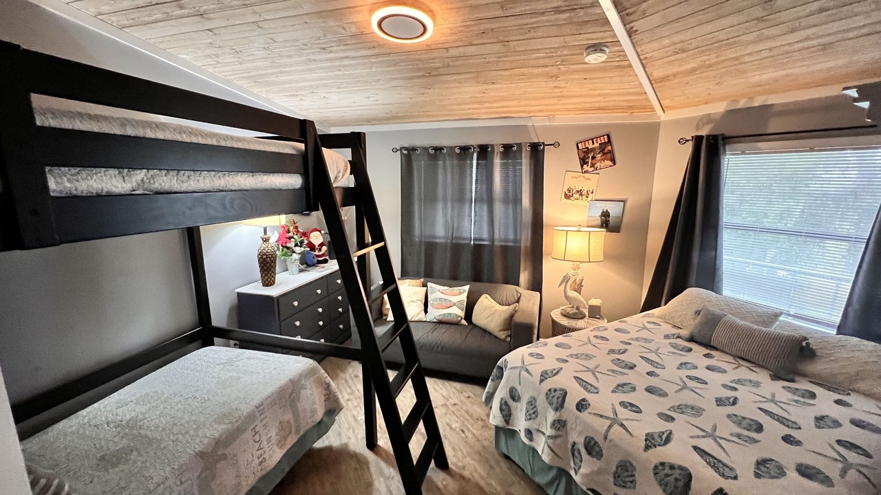 Photo of Bedroom in Crystal River