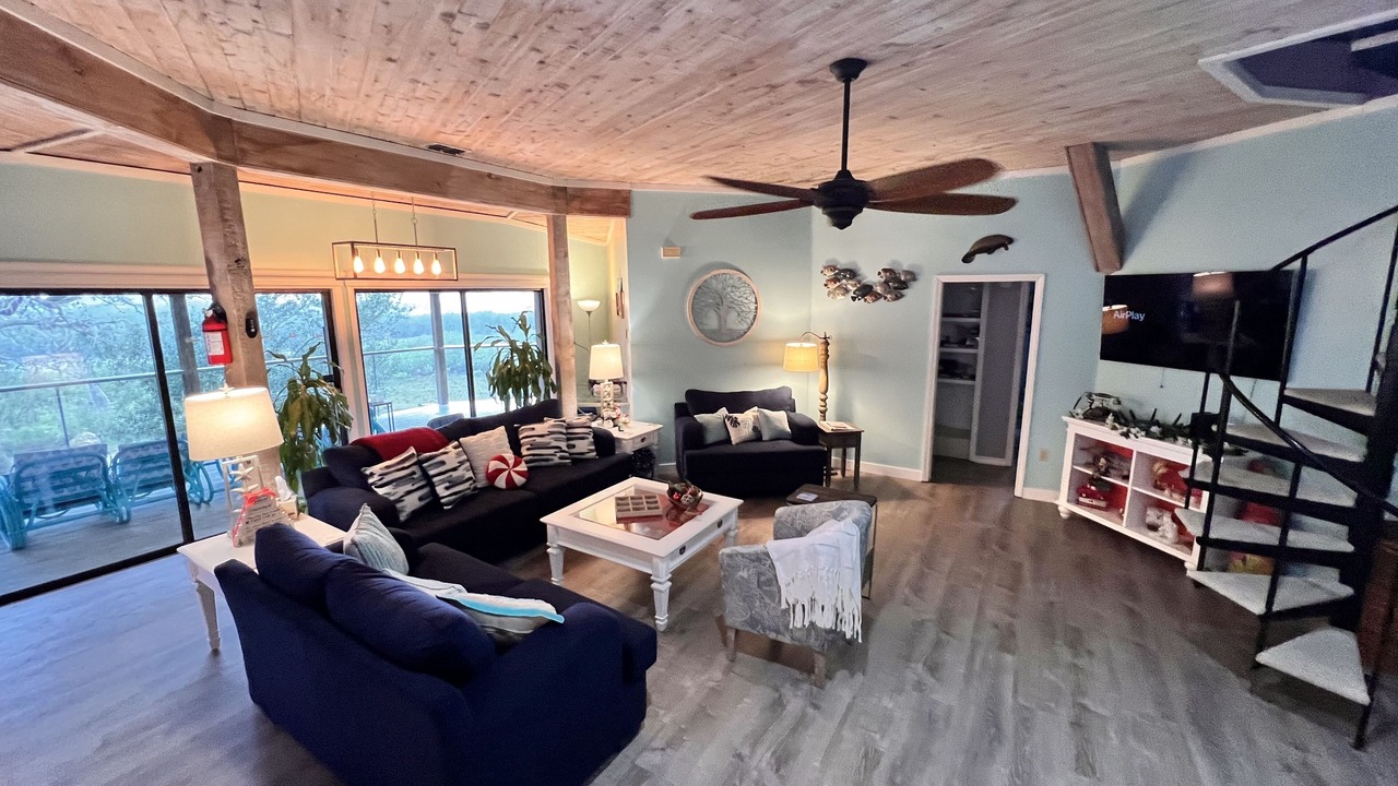 Photo of Livingroom in Crystal River