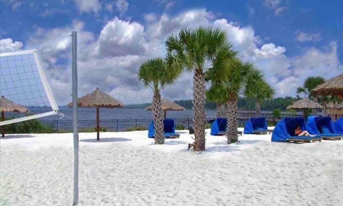 Photo of Outdoor in Lake Davenport Estates