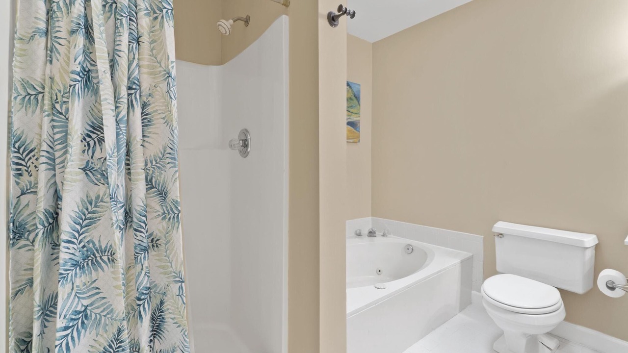 Photo of Bathroom in Holiday Isle
