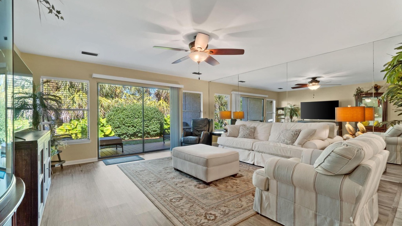 Photo of Bedroom in Holiday Isle